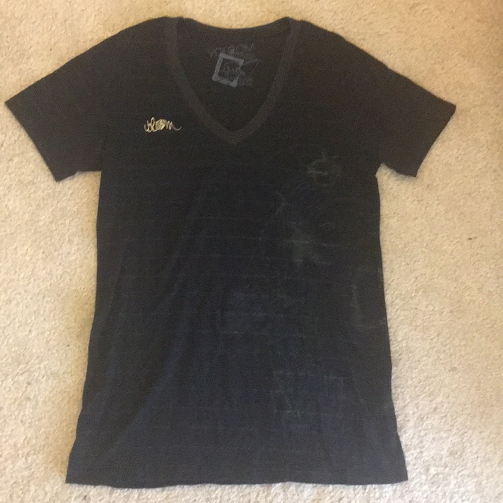 Black and gold striped Volcom tee shirt. Large.